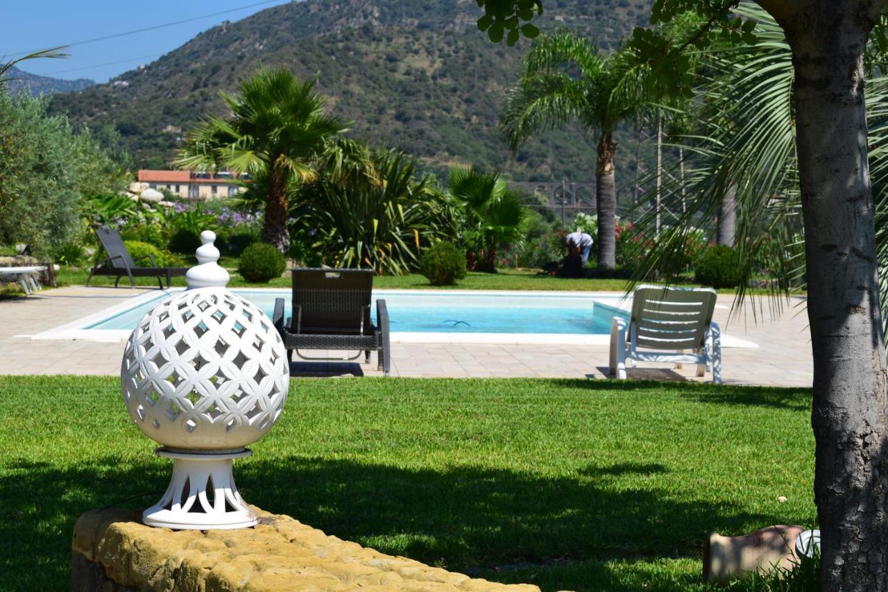 Taormina Villa Ibiscus Alcantara Gaggi Exterior foto
