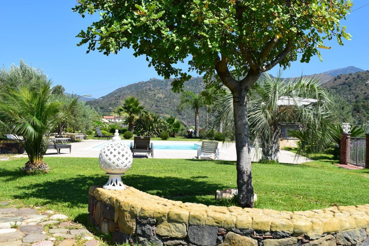 Taormina Villa Ibiscus Alcantara Gaggi Exterior foto