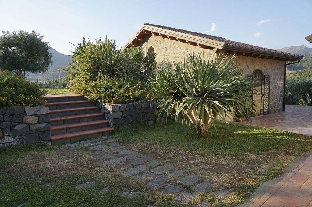Taormina Villa Ibiscus Alcantara Gaggi Exterior foto